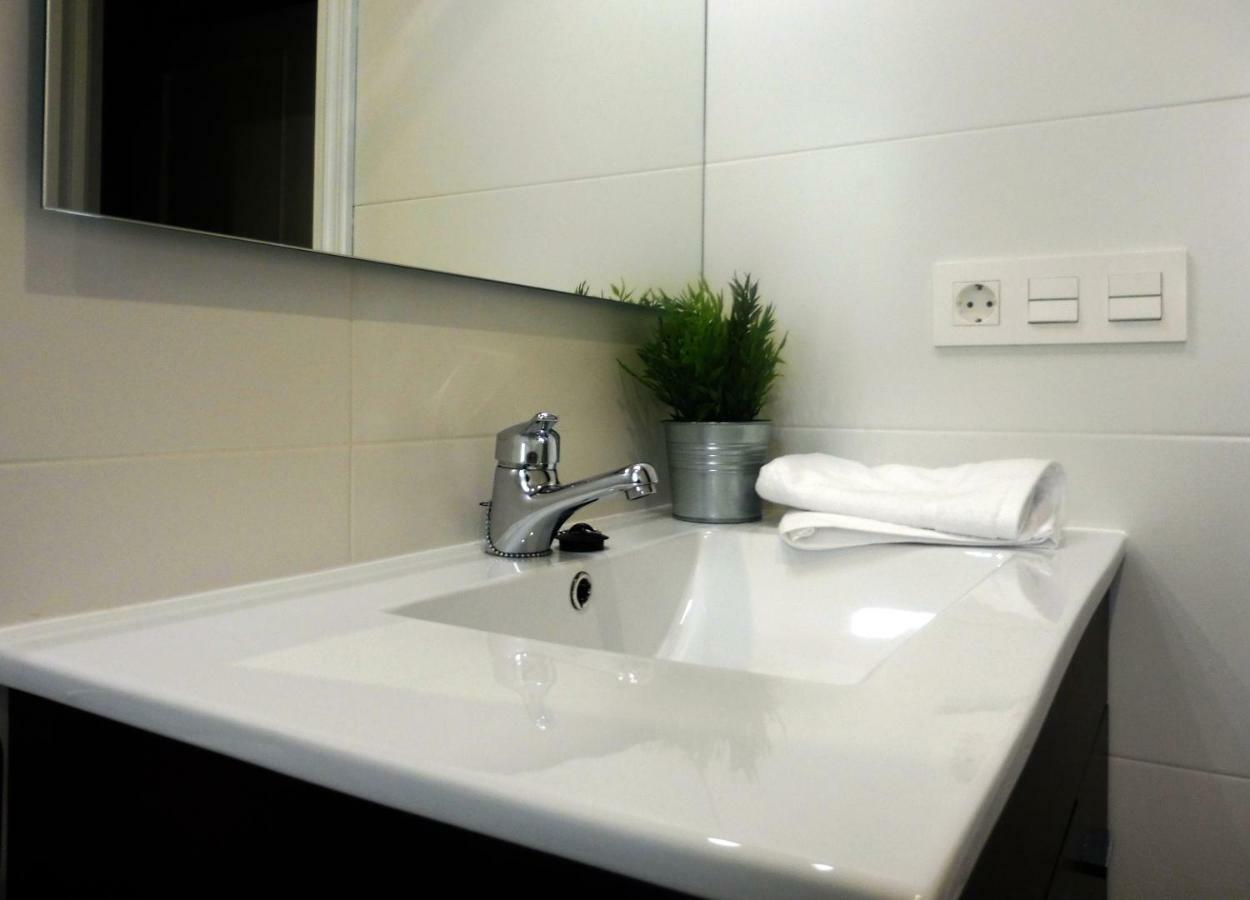 Atico En Pamplona Apartment Baranain Bagian luar foto
