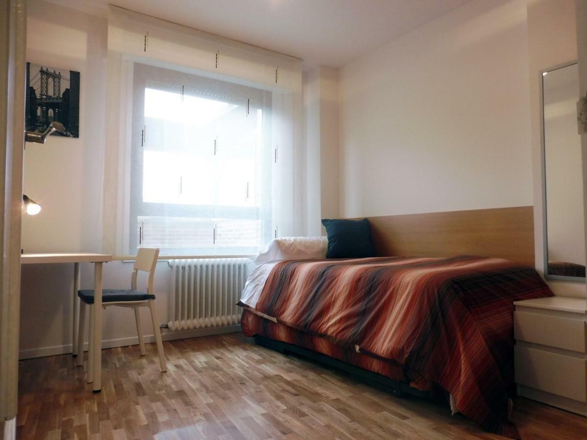 Atico En Pamplona Apartment Baranain Bagian luar foto