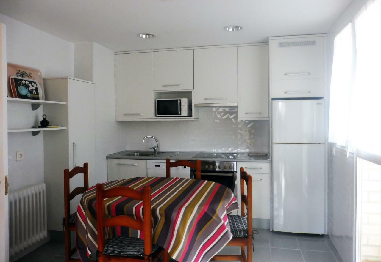 Atico En Pamplona Apartment Baranain Bagian luar foto